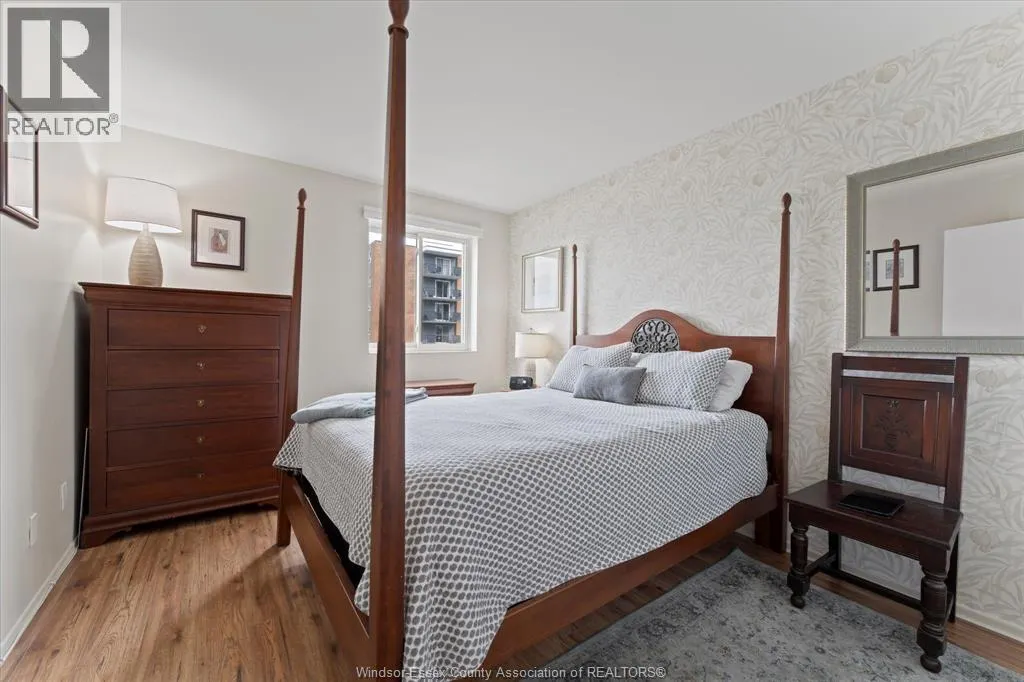 8591 Riverside DRIVE East Unit# 702