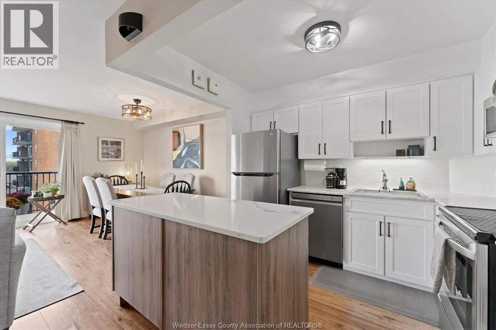 8591 Riverside DRIVE East Unit# 702