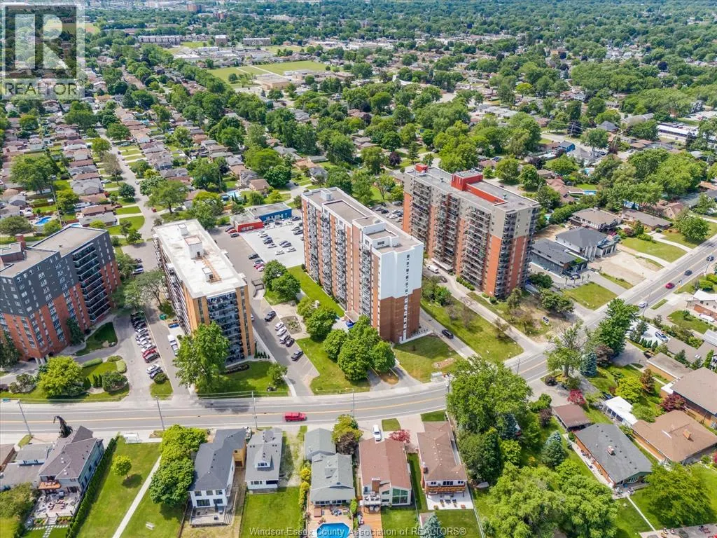 8591 Riverside DRIVE East Unit# 702
