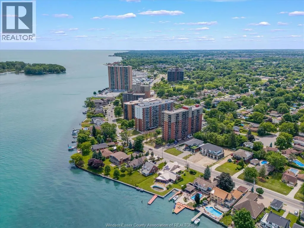 8591 Riverside DRIVE East Unit# 702