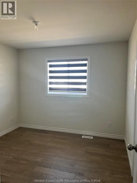 392 HEMLOCK LANE Unit# UPPER