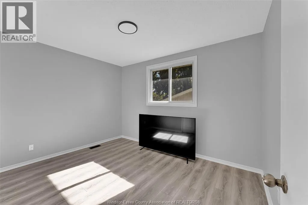 282 Brien East