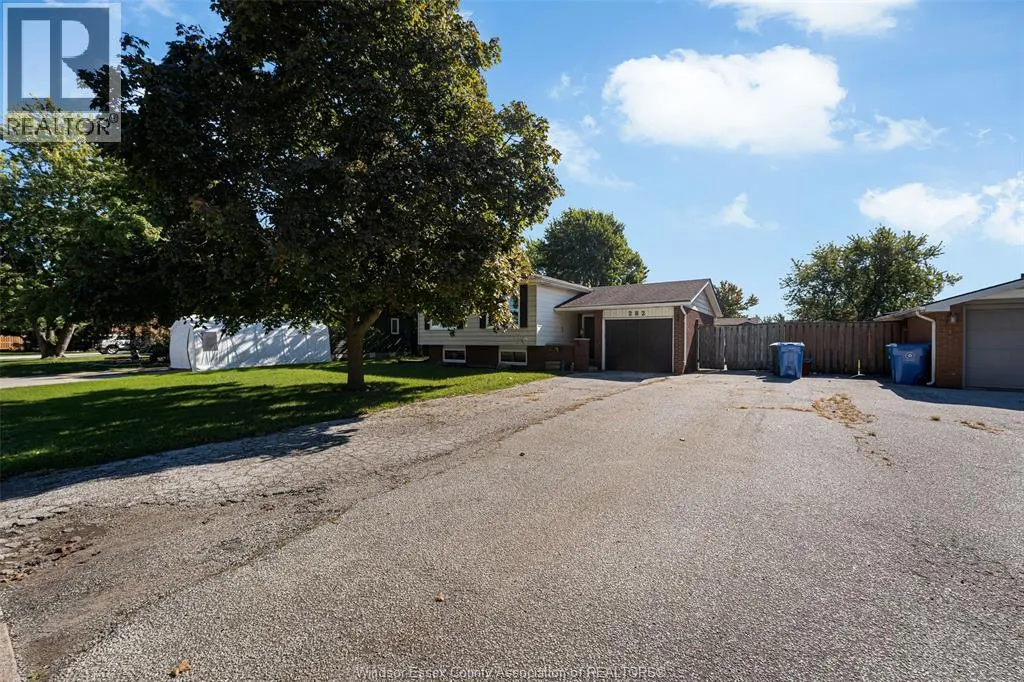 282 Brien East