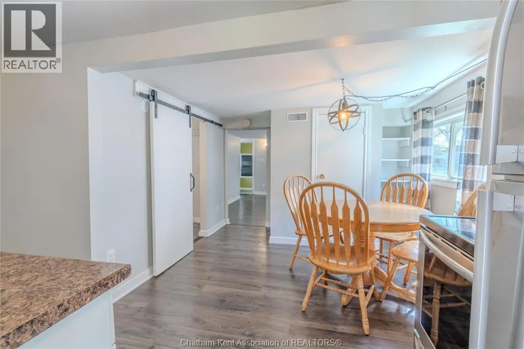 32 Degge STREET