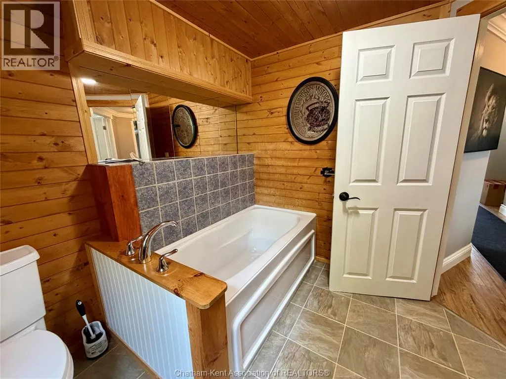 10797 Countryview LINE