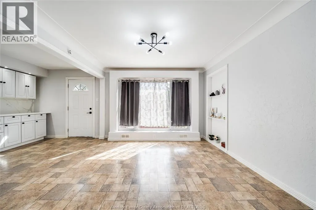 1153 HARRISON