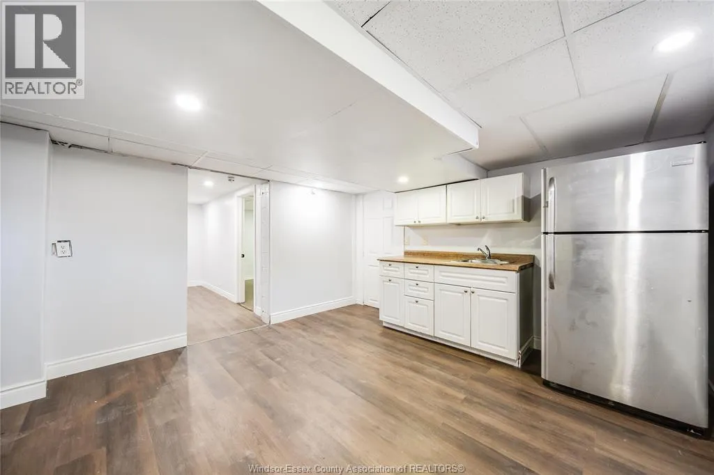 1153 HARRISON