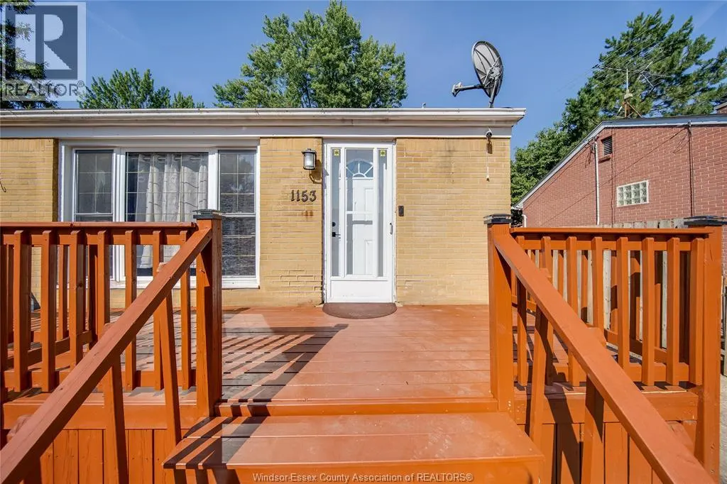 1153 HARRISON