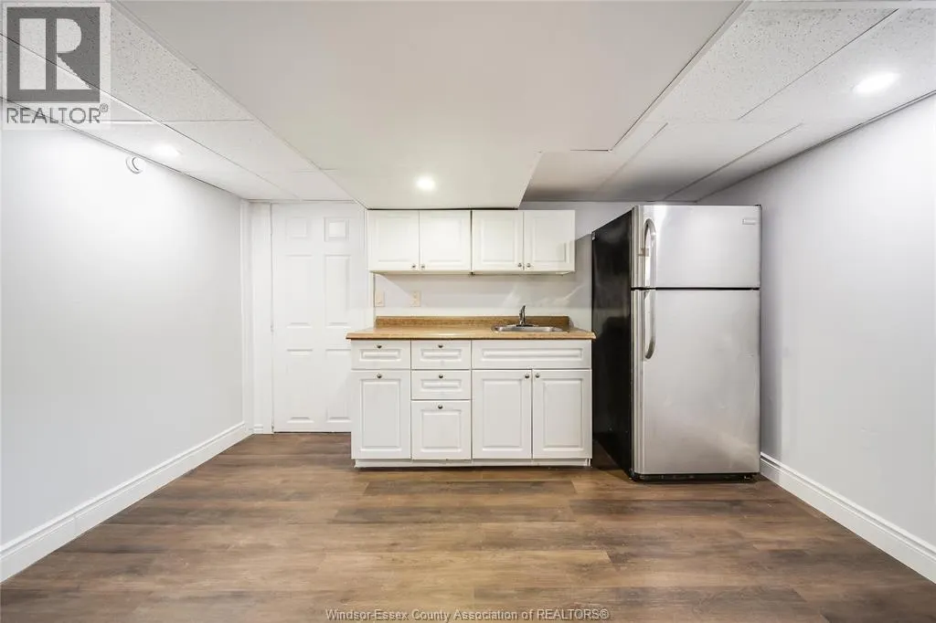 1153 HARRISON