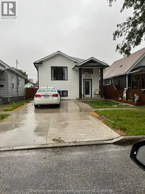 1733 ALBERT ROAD