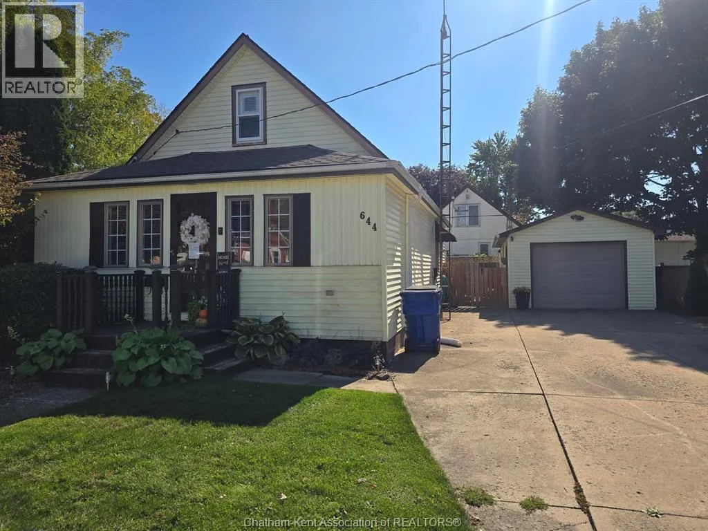 644 WALLACE STREET