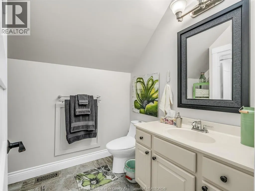 414 ELMSTEAD