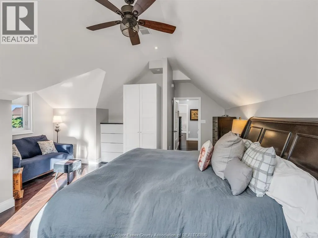 414 ELMSTEAD