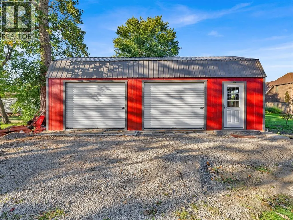 414 ELMSTEAD