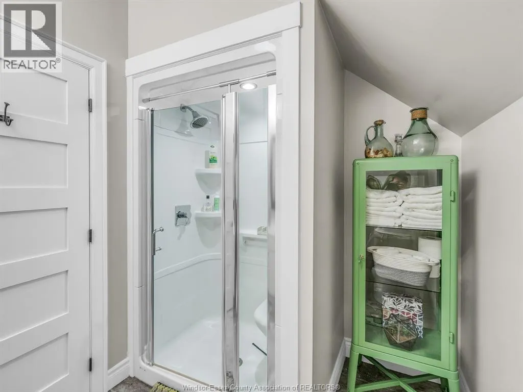 414 ELMSTEAD