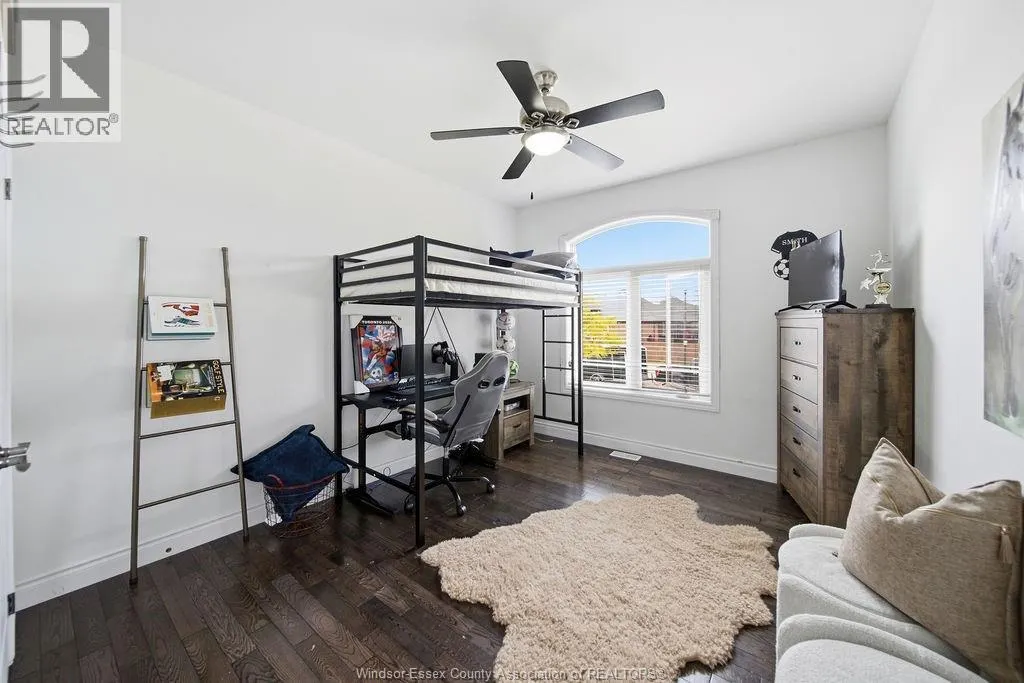 1302 DEER RUN TRAIL
