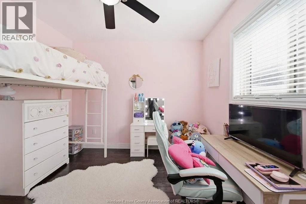 1302 DEER RUN TRAIL