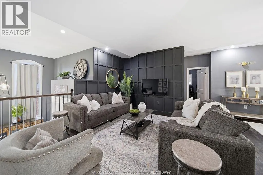 1302 DEER RUN TRAIL