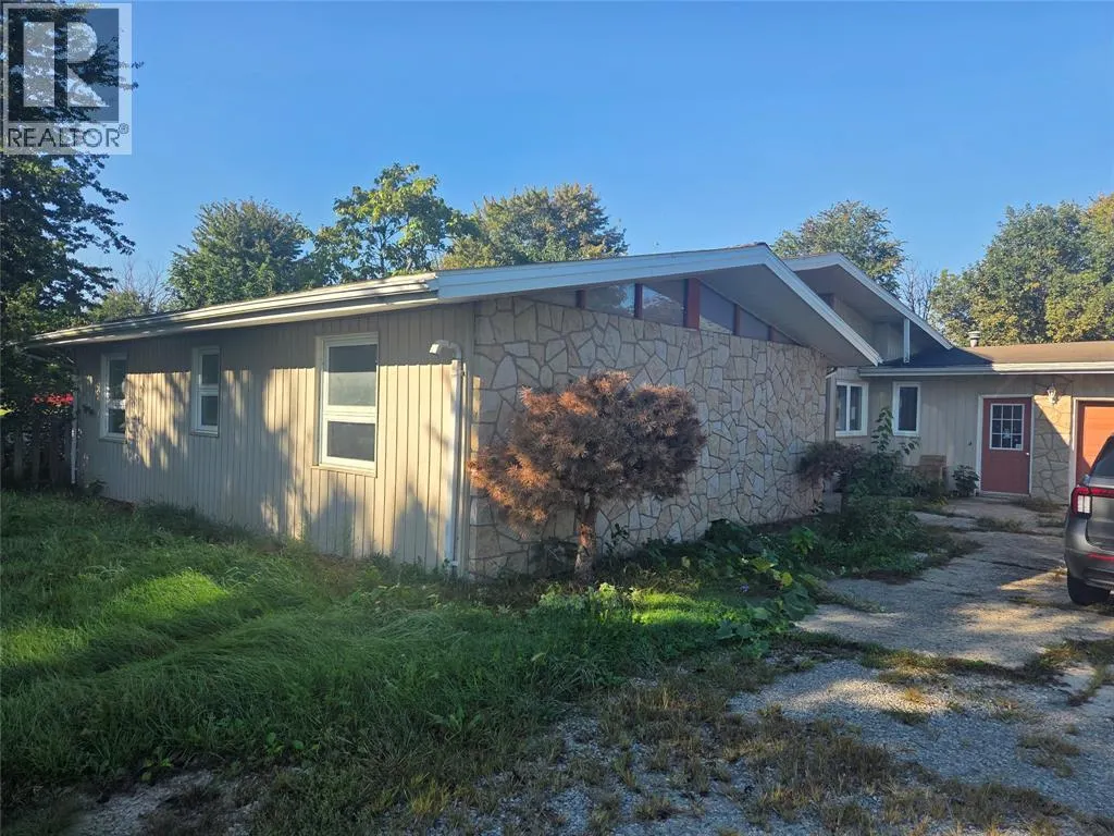 618 Mersea Road 8