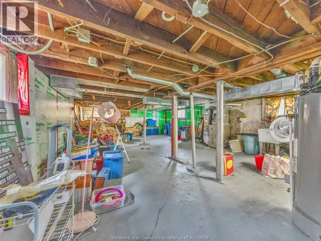 1673 Cadillac STREET