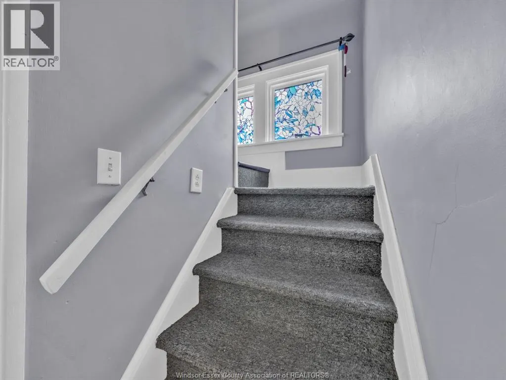 1673 Cadillac STREET