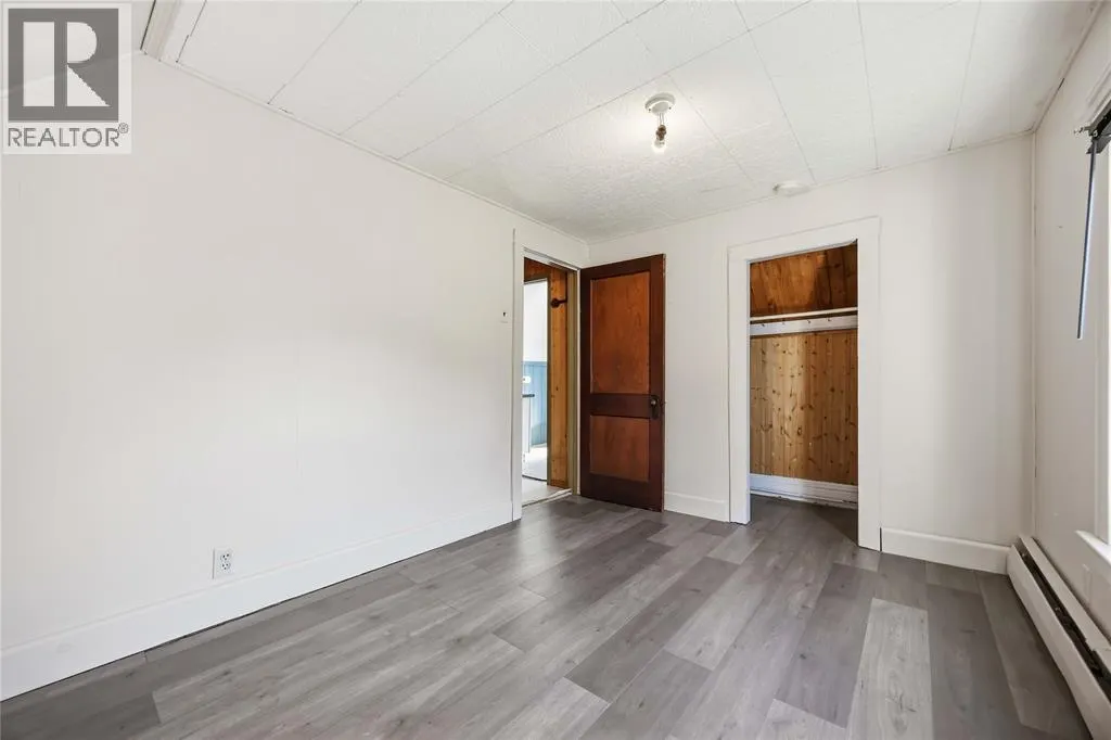 333 MITTON STREET South