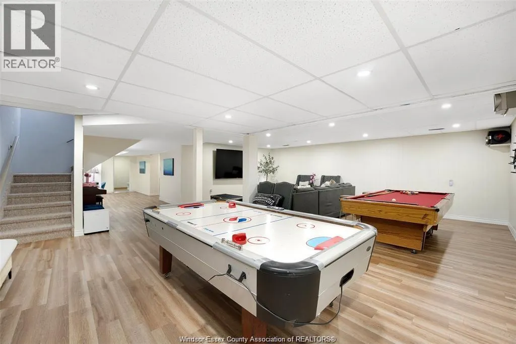 172 POINTE WEST DRIVE