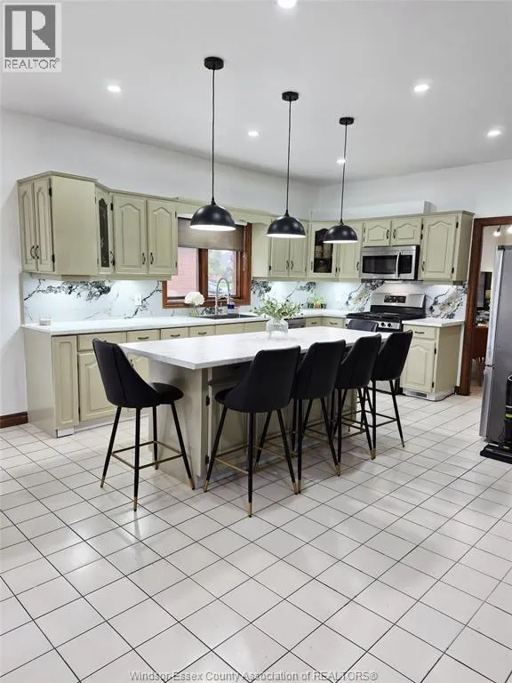 172 POINTE WEST DRIVE