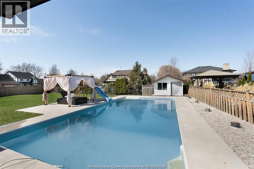 172 POINTE WEST DRIVE