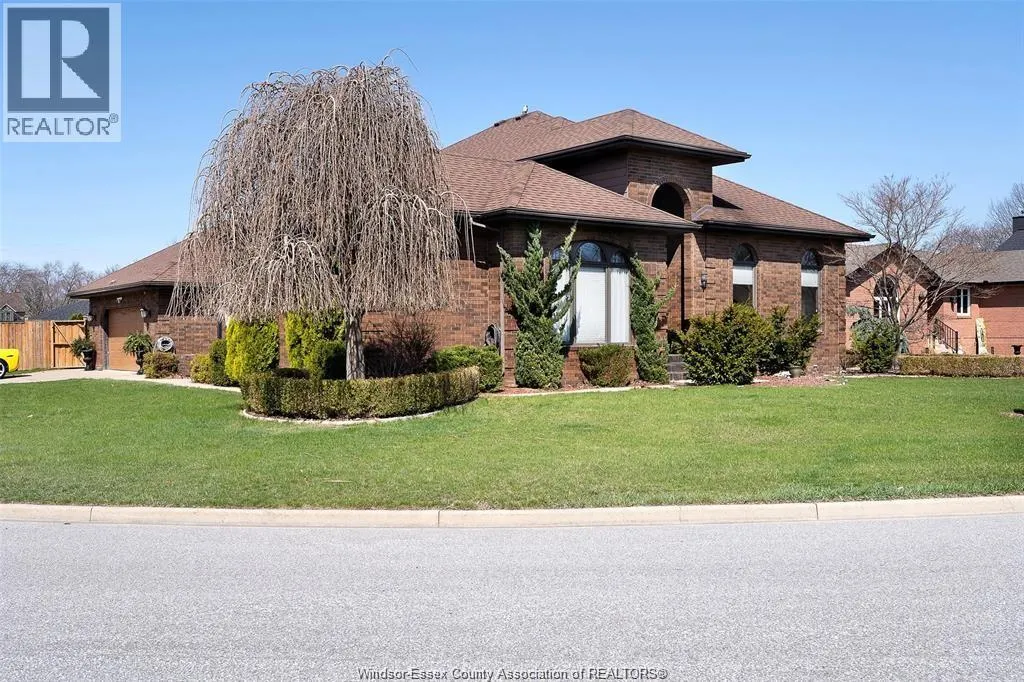 172 POINTE WEST DRIVE