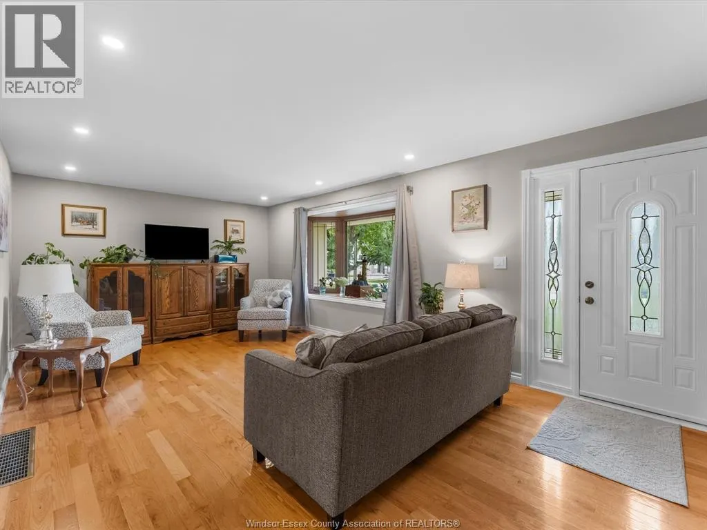 124 Allison AVENUE
