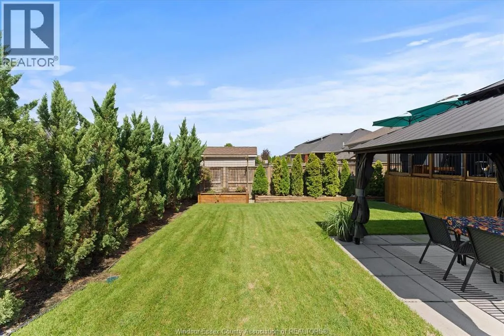 120 GOLFVIEW DRIVE
