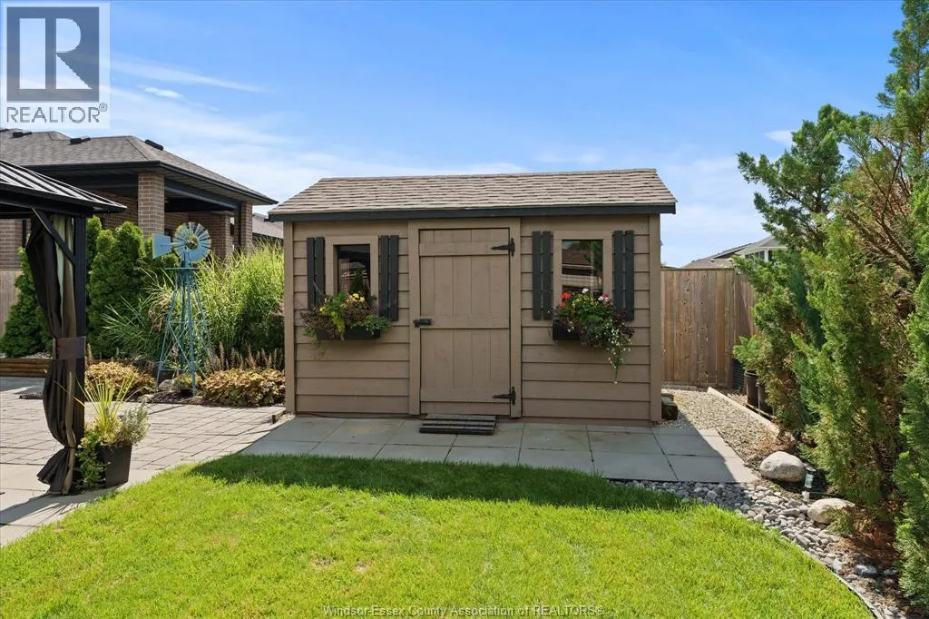 120 GOLFVIEW DRIVE