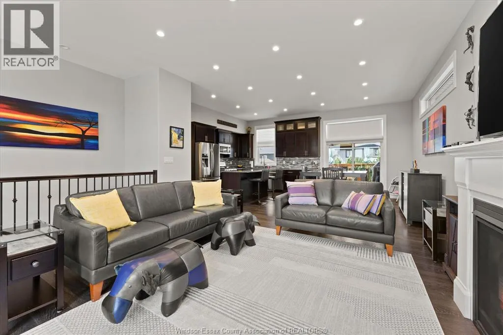 120 GOLFVIEW DRIVE