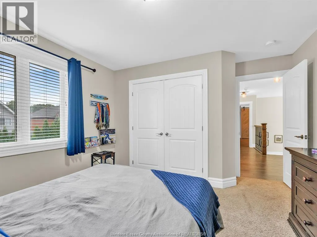 1255 MAPLE