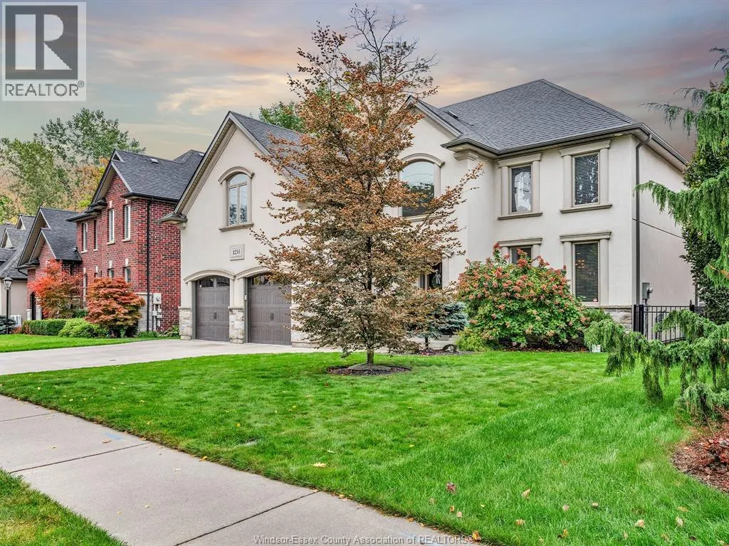 1255 MAPLE