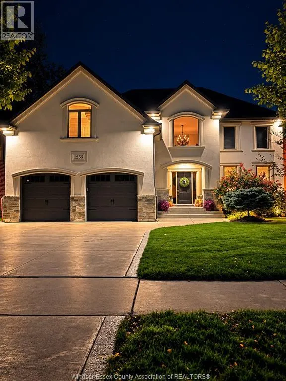 1255 MAPLE