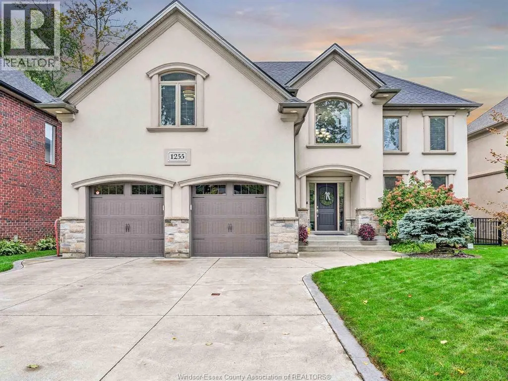 1255 MAPLE