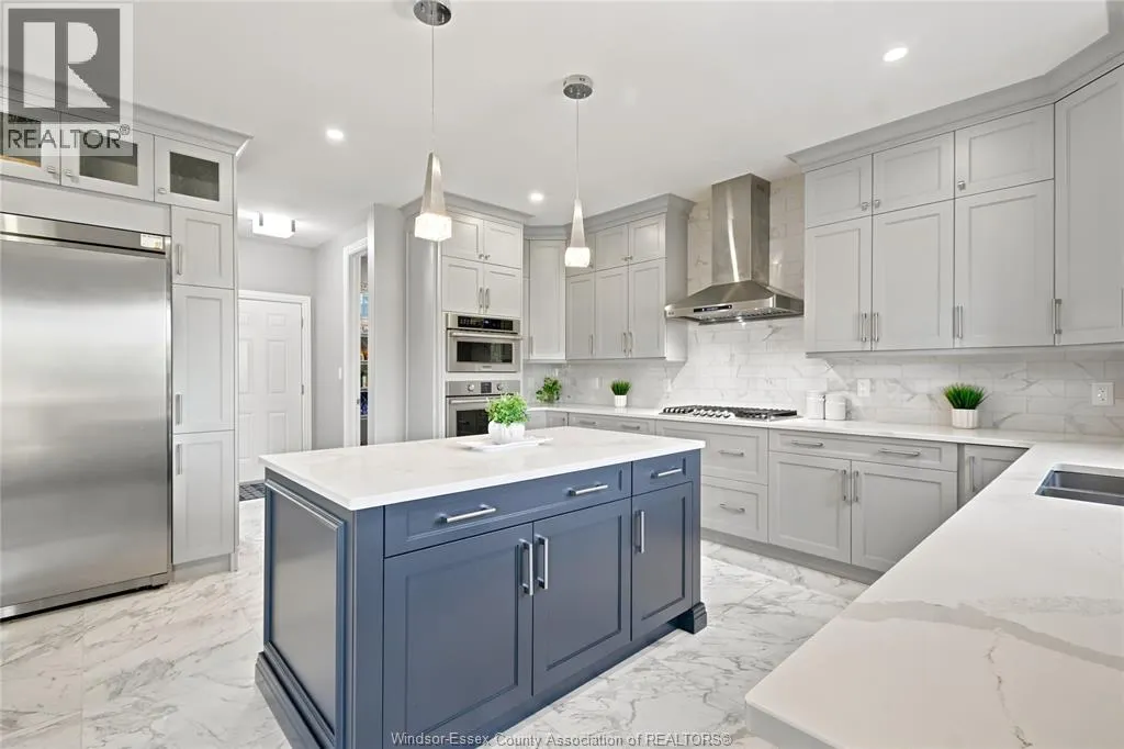 1436 MULLINS DRIVE