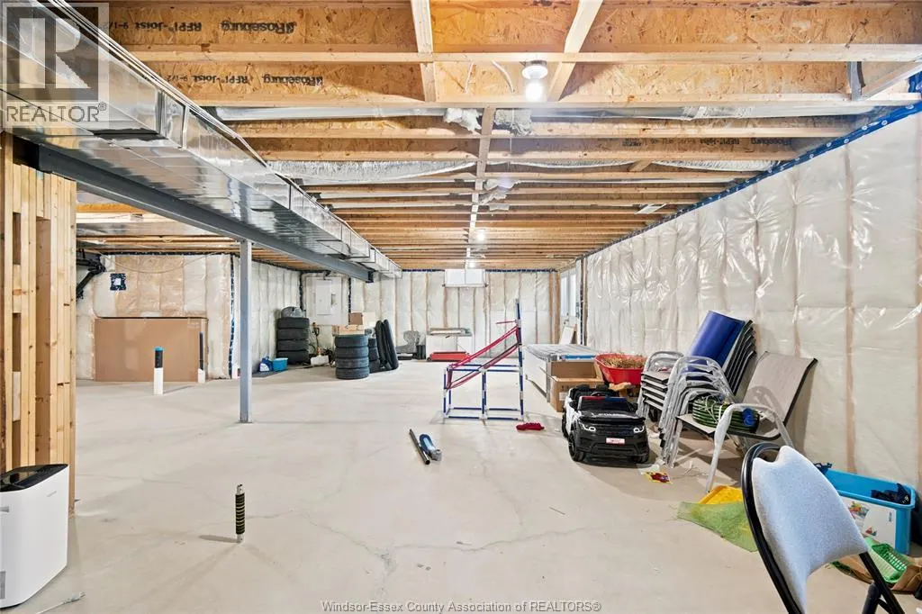 1436 MULLINS DRIVE