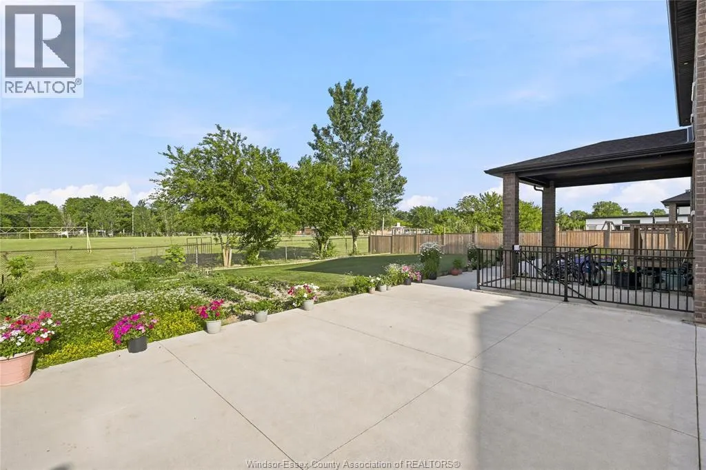 1436 MULLINS DRIVE