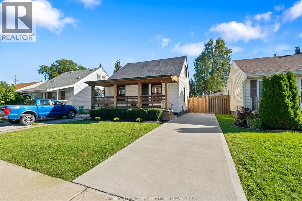 2328 FOREST