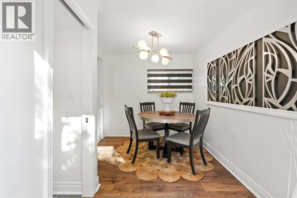 2328 FOREST
