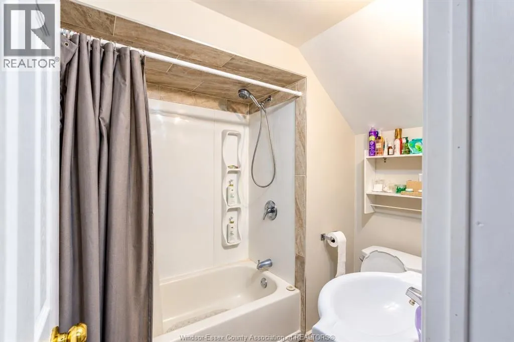 2176 MCDOUGALL