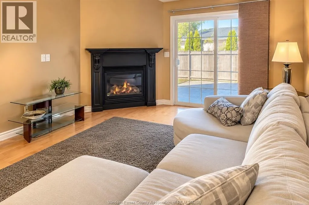 418 COOPER CRESCENT