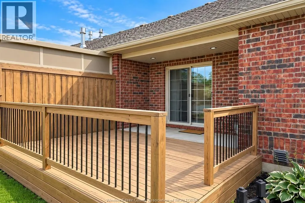 418 COOPER CRESCENT