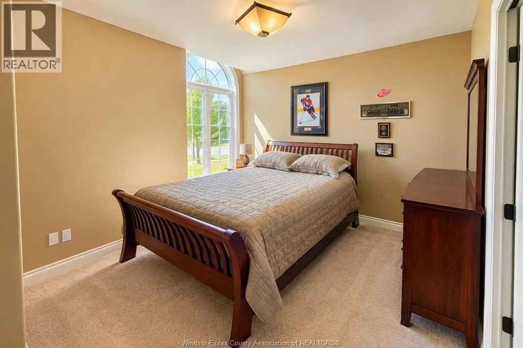 418 COOPER CRESCENT