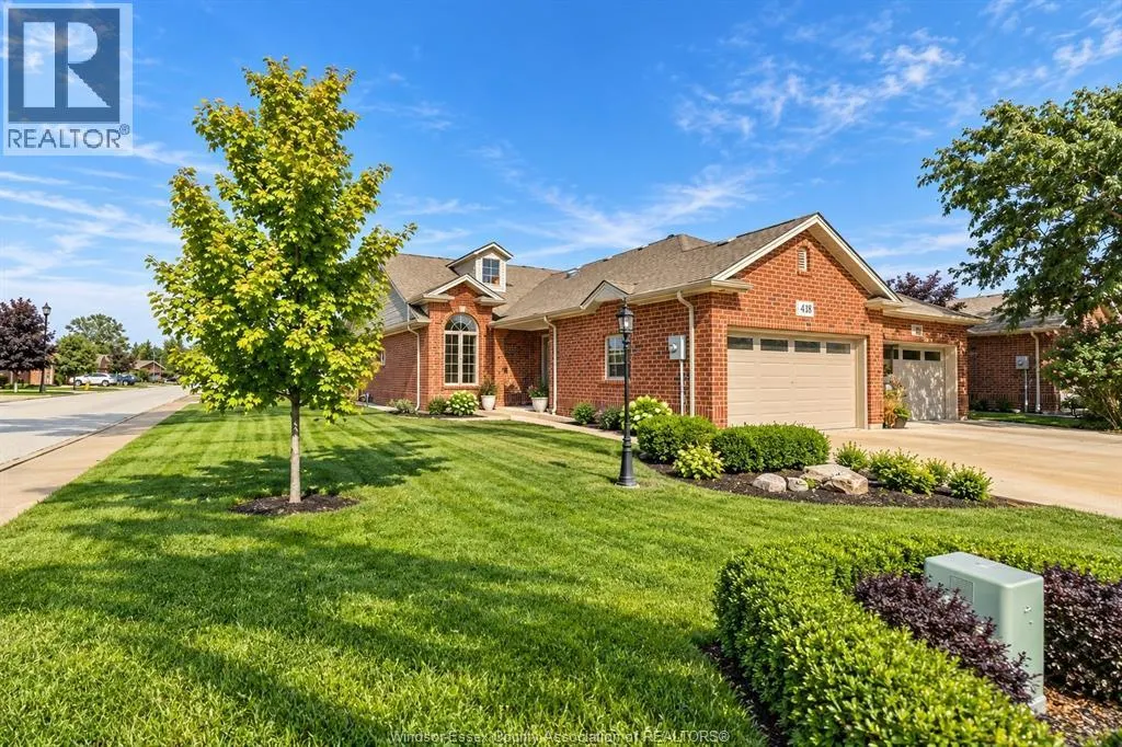 418 COOPER CRESCENT