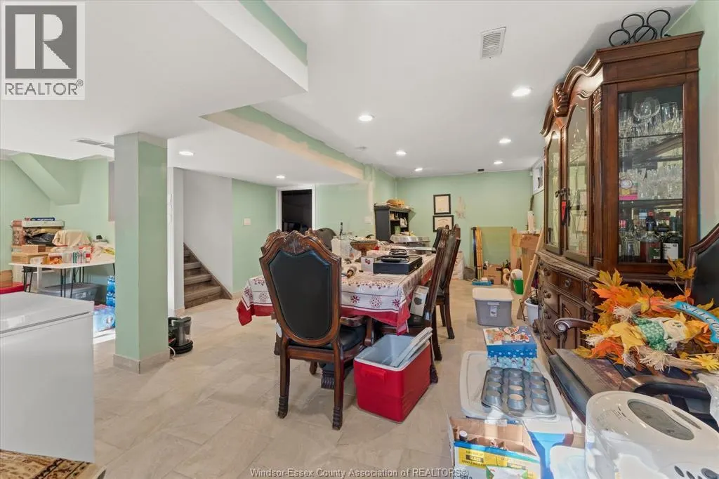 931 LILLIAN AVENUE