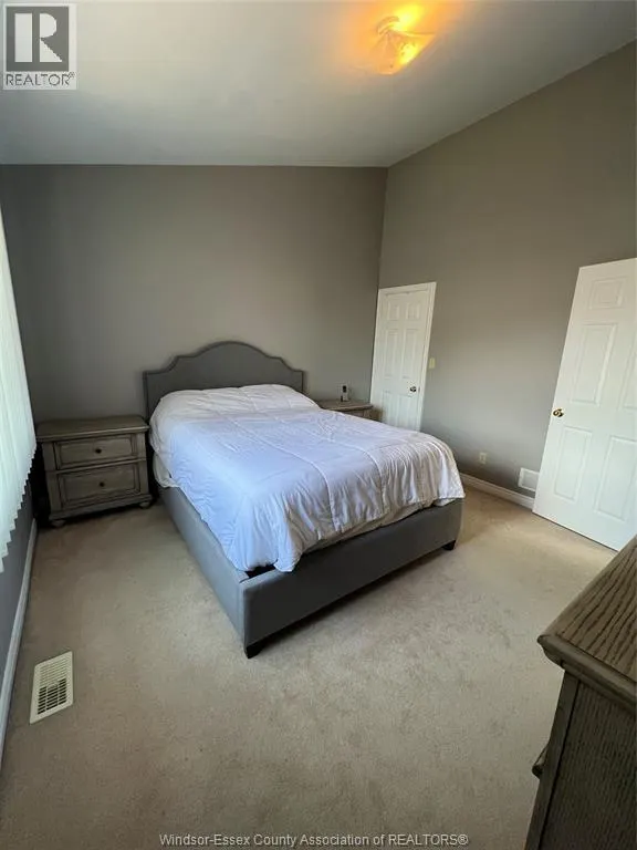 9 Erie Glen CRESCENT